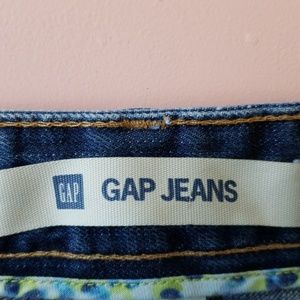 GAP Skirts - GAP JEANS Denim Distressed Mini Skirt GAP Skirts - GAP JEANS Denim Distressed Mini Skirt